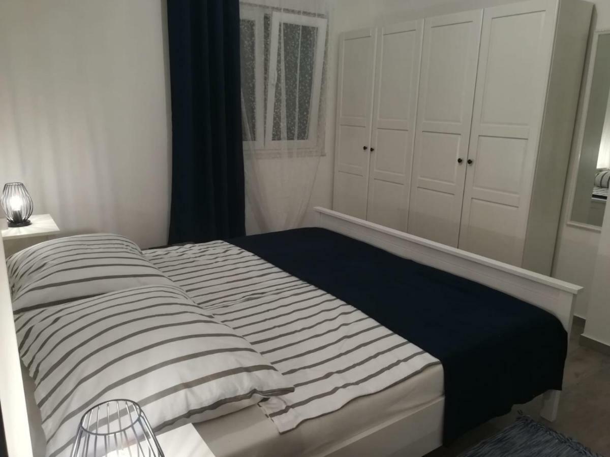 נין Apartment Antonella מראה חיצוני תמונה