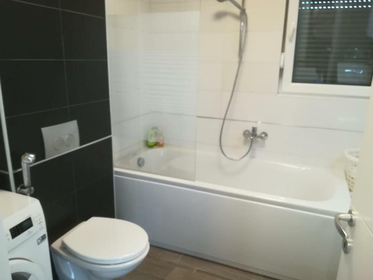 נין Apartment Antonella מראה חיצוני תמונה