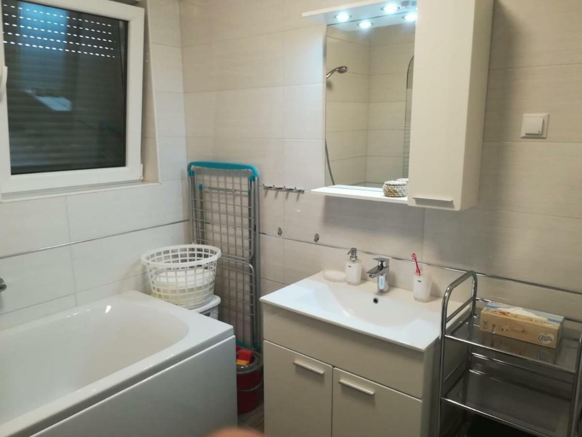 נין Apartment Antonella מראה חיצוני תמונה